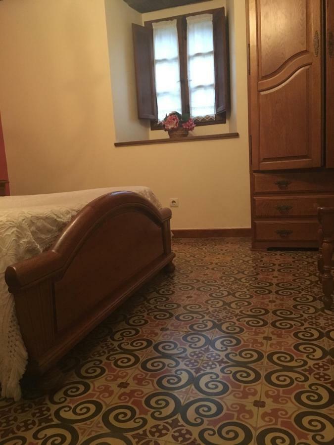 La Corrolada Guest House Avín Екстериор снимка